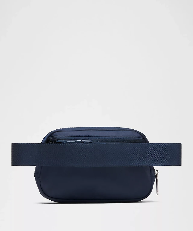 Everywhere Belt Bag 1L