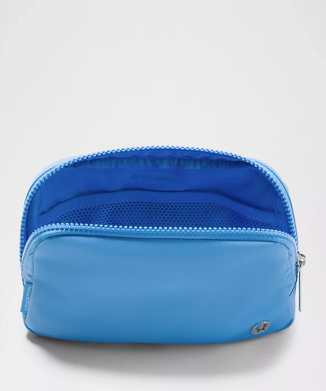 black and coral north face backpack Women's Borealis Luxe LOUIS VUITTON - Monogram Bag Color:Clear / Black (default) 10000+ The North Face Recon CPI_Uplaod_3