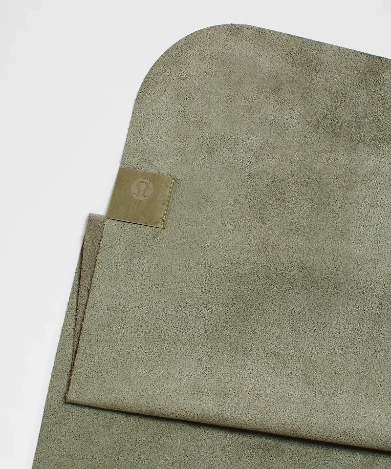 The (Small) Towel | Men's Work Out Accessories