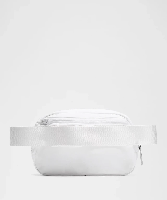 Everywhere Belt Bag 1L