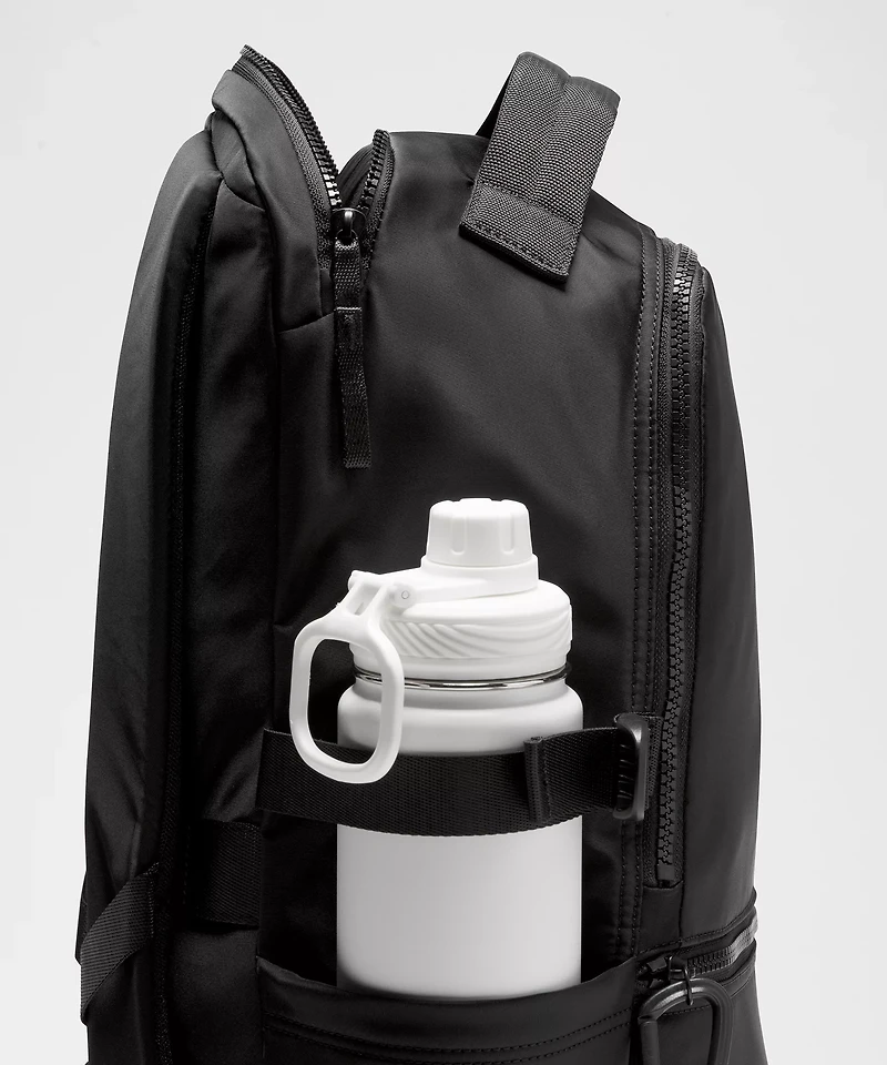 New Crew Backpack 22L *Logo | Men's Bags,Purses,Wallets