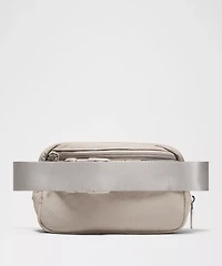 Everywhere Belt Bag 1L
