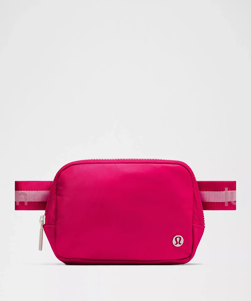 Everywhere Belt Bag 1L *Wordmark