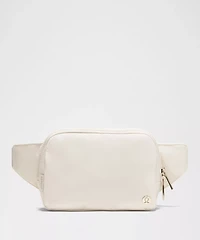 Everywhere Belt Bag Large with Long Strap 2L