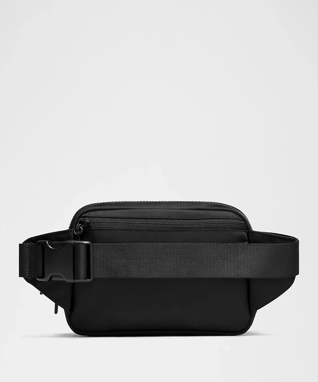 lululemon belt bag black with white letters Everywhere Bag, (LU9B78S) : Sports & Outdoors Pearls And Rocks Lululemon Everywhere