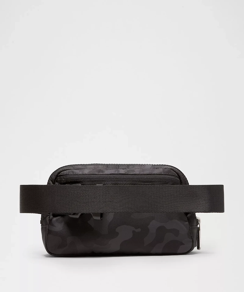 Everywhere Belt Bag with Long Strap 1L