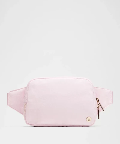 Everywhere Belt Bag Large with Long Strap 2L