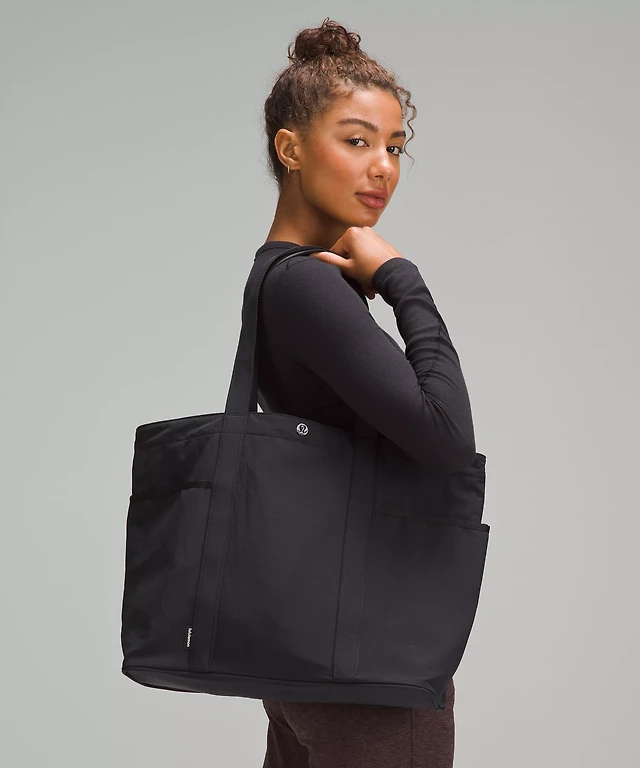 lululemon on the beat bag Lululemon On The Beat Belt Bag *4.5L - Tribal Pace White Black