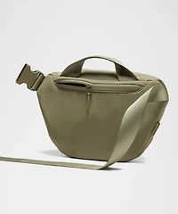 Curved Crossbody Bag 3L | Men's Bags,Purses,Wallets