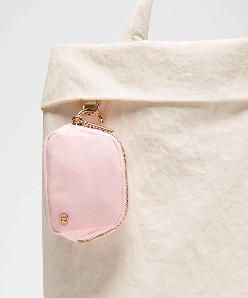 Everywhere Belt Bag Nano