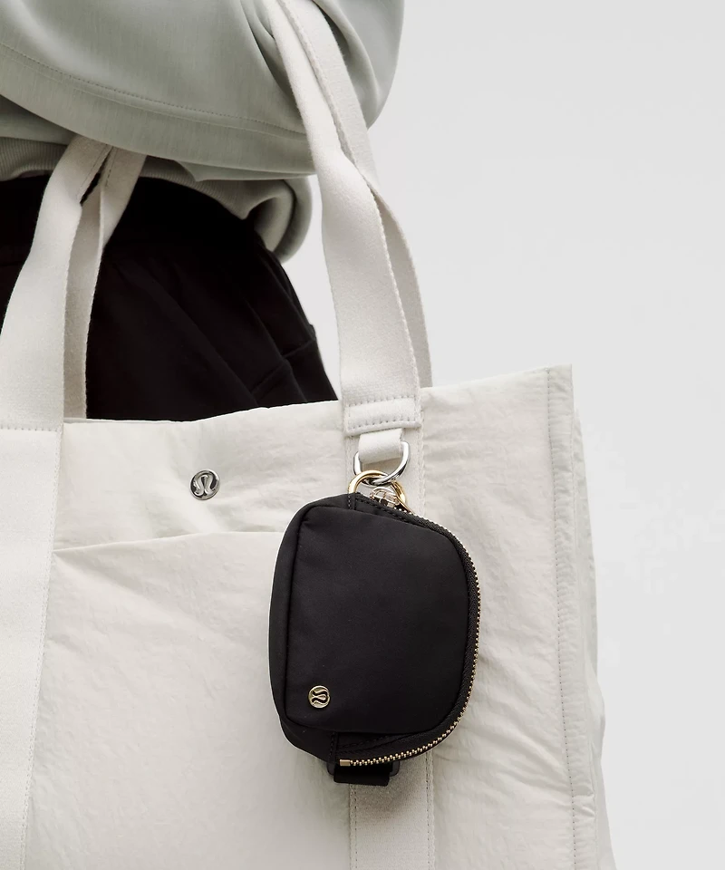 Everywhere Belt Bag Nano