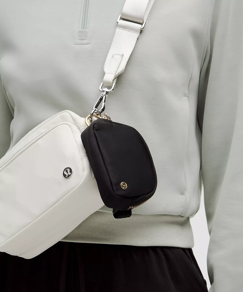 Everywhere Belt Bag Nano