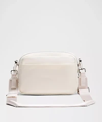 Everywhere Crossbody Bag 2L *Metal Hardware | Men's Bags,Purses,Wallets