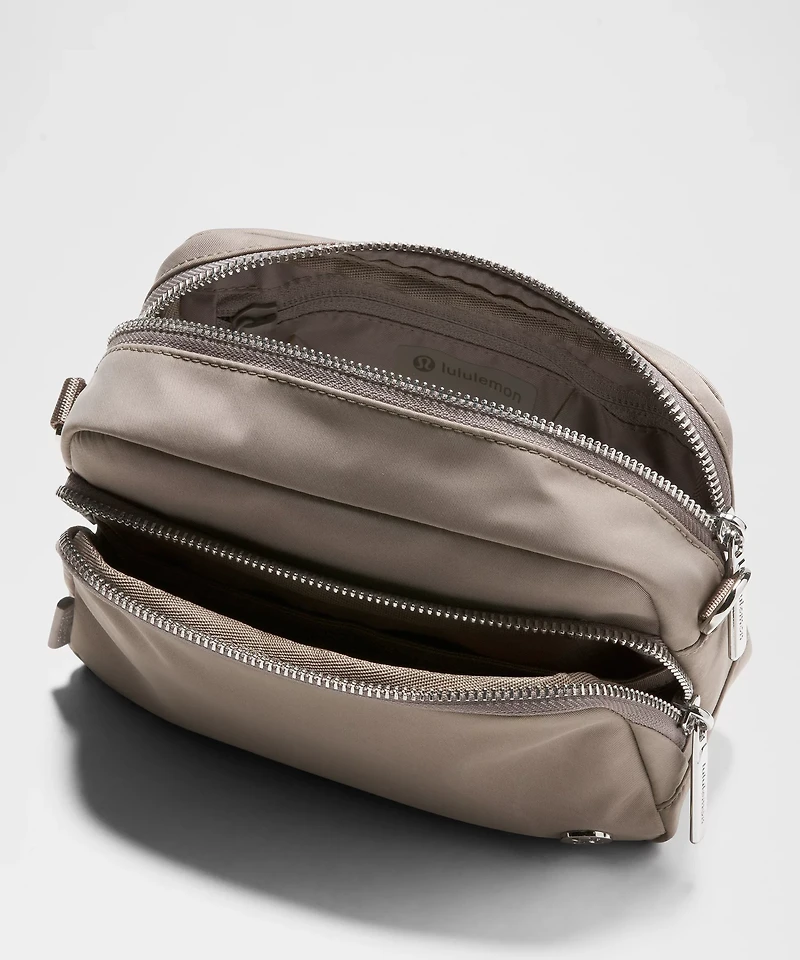 Everywhere Crossbody Bag 2L *Metal Hardware | Men's Bags,Purses,Wallets