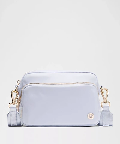 Everywhere Crossbody Bag 2L *Metal Hardware