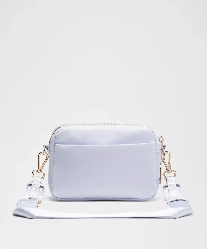 Everywhere Crossbody Bag 2L *Metal Hardware