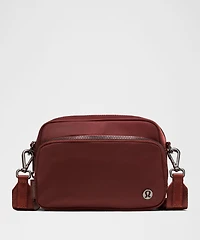 Everywhere Crossbody Bag 2L *Metal Hardware