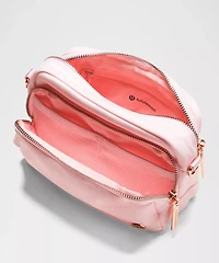 Everywhere Crossbody Bag 2L *Metal Hardware