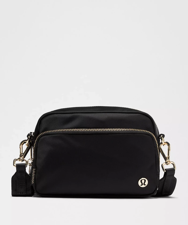 Everywhere Crossbody Bag 2L *Metal Hardware