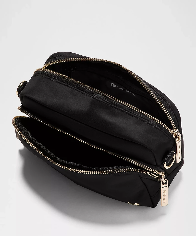 Everywhere Crossbody Bag 2L *Metal Hardware