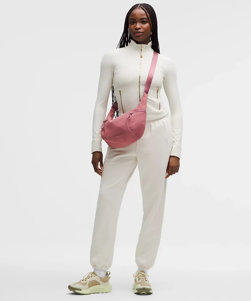 Slouchy Sling Bag 6L