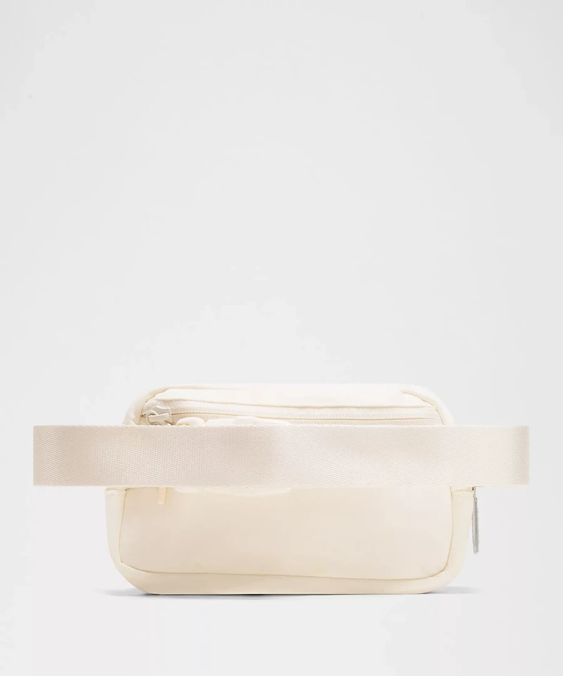 Team Canada Future Legacy Everywhere Mini Belt Bag *COC CPC Logo | Men's Bags,Purses,Wallets