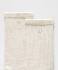 Unisex Daily Essential Crew Socks *3 Pack