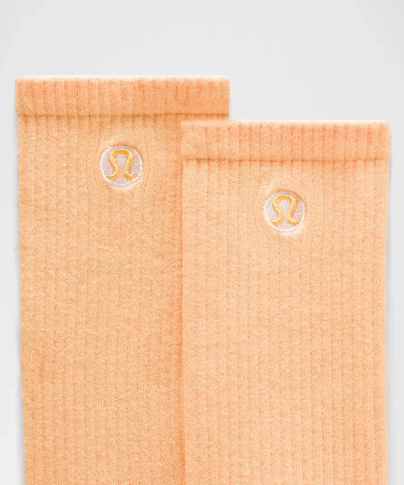 Unisex Daily Essential Crew Socks | Men's