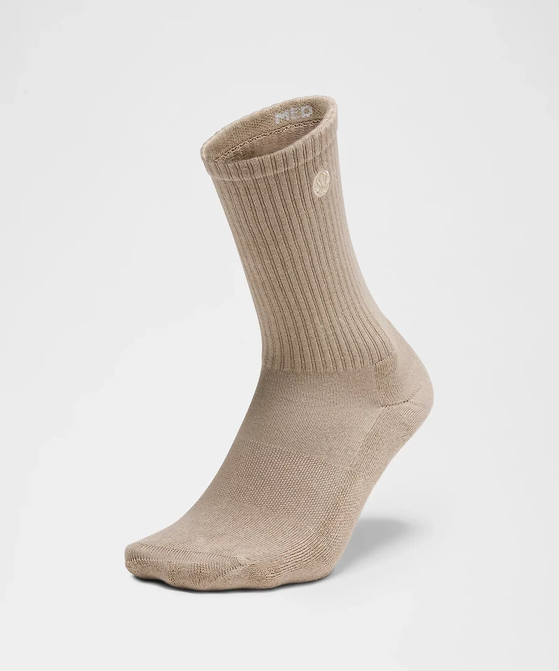 Unisex Daily Essential Crew Socks | Men's
