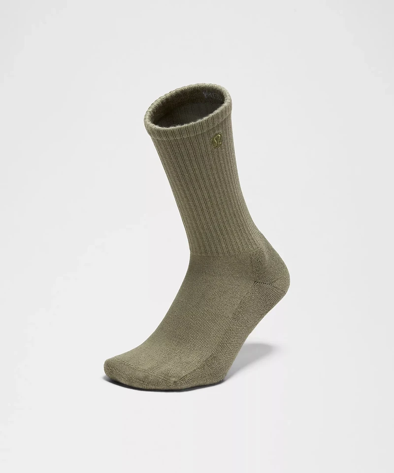 Unisex Daily Essential Crew Socks | Men's