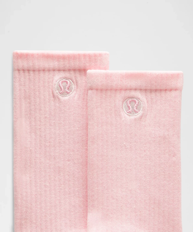 Unisex Daily Essential Crew Socks