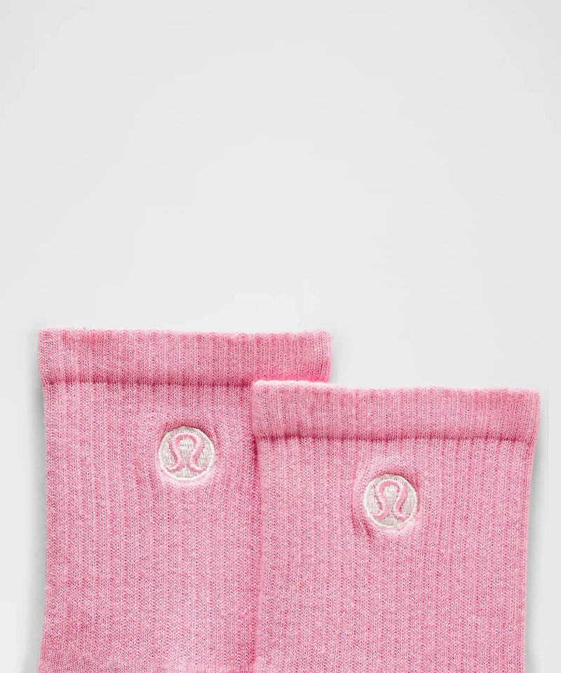 Unisex Daily Essential Quarter Socks