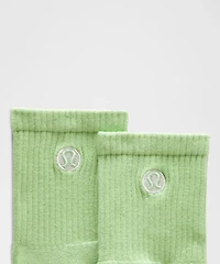 Unisex Daily Essential Quarter Socks