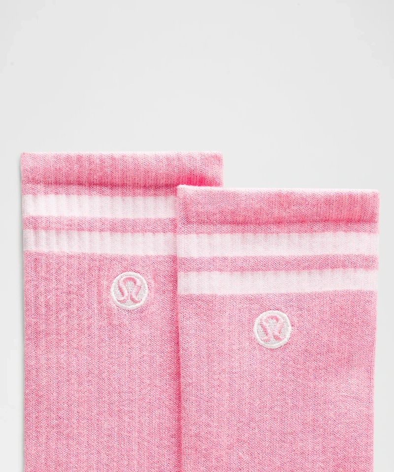 Unisex Daily Essential Crew Socks 3 Pack *Stripe
