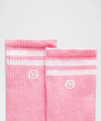 Unisex Daily Essential Crew Socks 3 Pack *Stripe