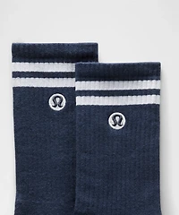 Unisex Daily Essential Crew Socks *Stripe