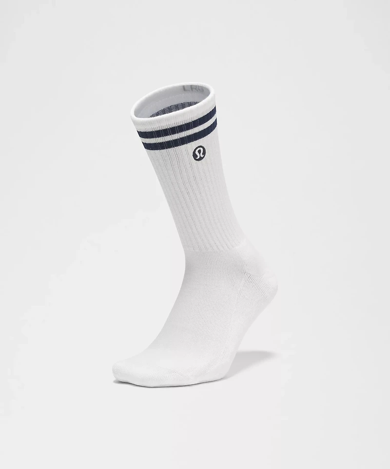 Unisex Daily Essential Crew Socks *Stripe