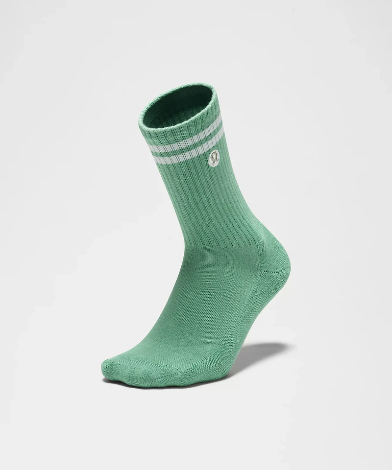 Unisex Daily Essential Crew Socks *Stripe