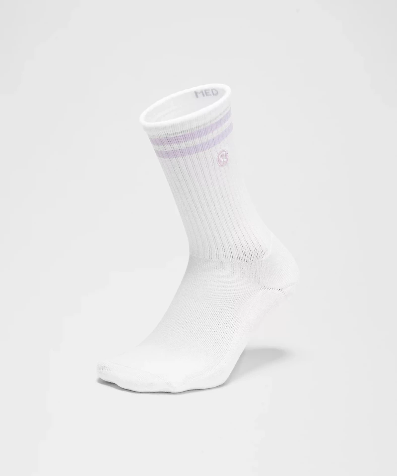Unisex Daily Essential Crew Socks *Stripe