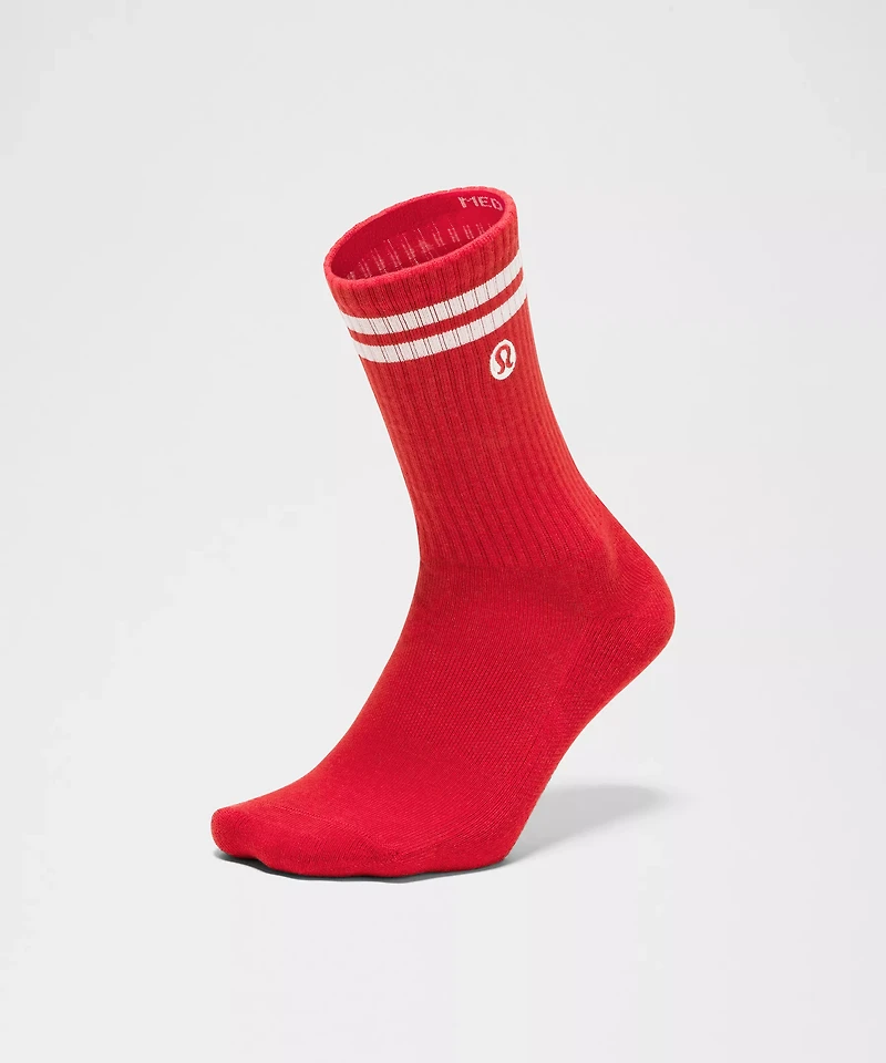 Unisex Daily Essential Crew Socks *Stripe