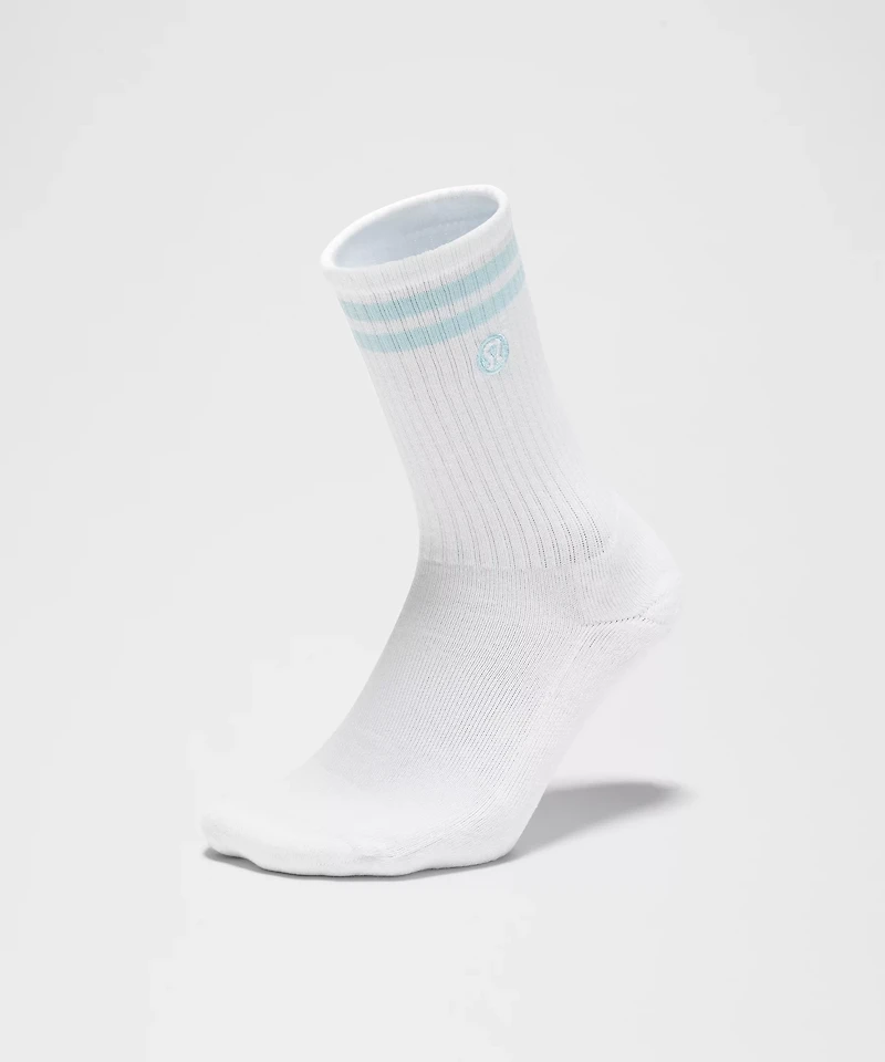 Unisex Daily Essential Crew Socks *Stripe