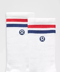 Unisex Daily Essential Crew Socks *Stripe