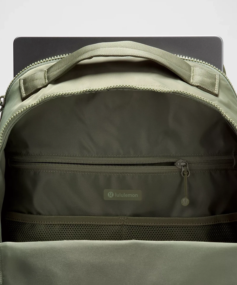 New Crew Backpack 22L *Updated | Men's Bags,Purses,Wallets