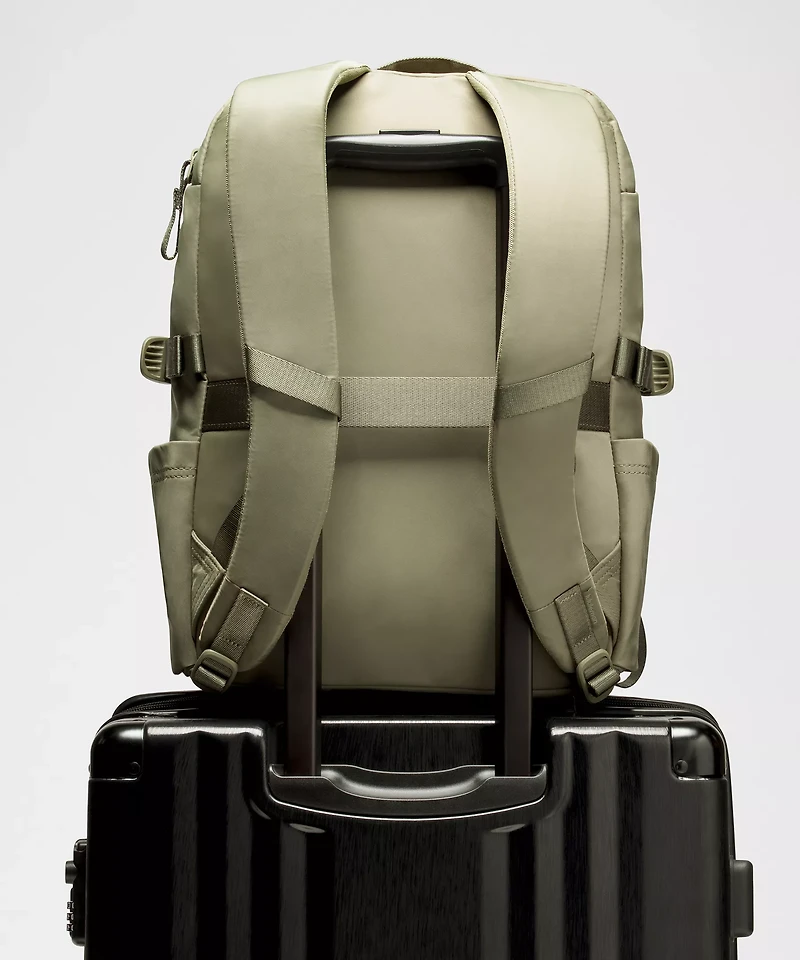 New Crew Backpack 22L *Updated | Men's Bags,Purses,Wallets