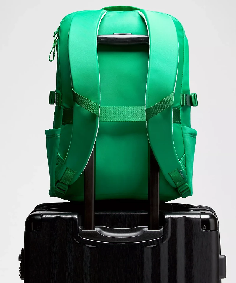 New Crew Backpack 22L *Updated | Men's Bags,Purses,Wallets