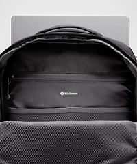 Triple-Zip Backpack 28L *Tech Canvas