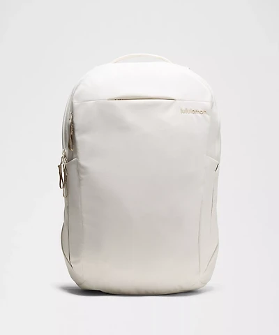 Triple-Zip Backpack 28L *Tech Canvas