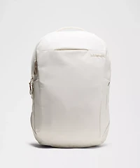 Triple-Zip Backpack 28L *Tech Canvas