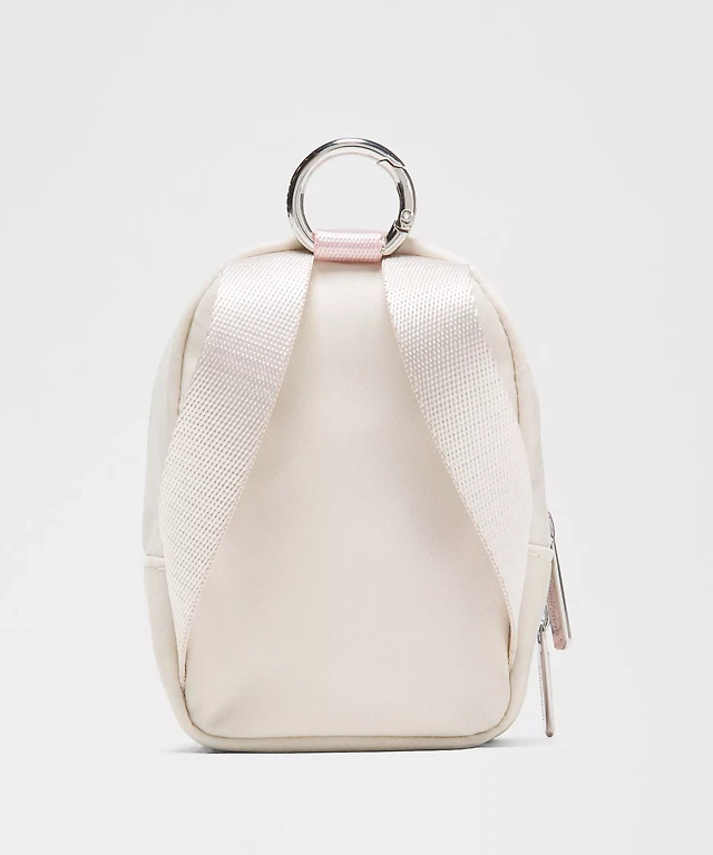 lululemon clean lines crossbody bag 2.8l Clean Lines Crossbody Bag 2.8L