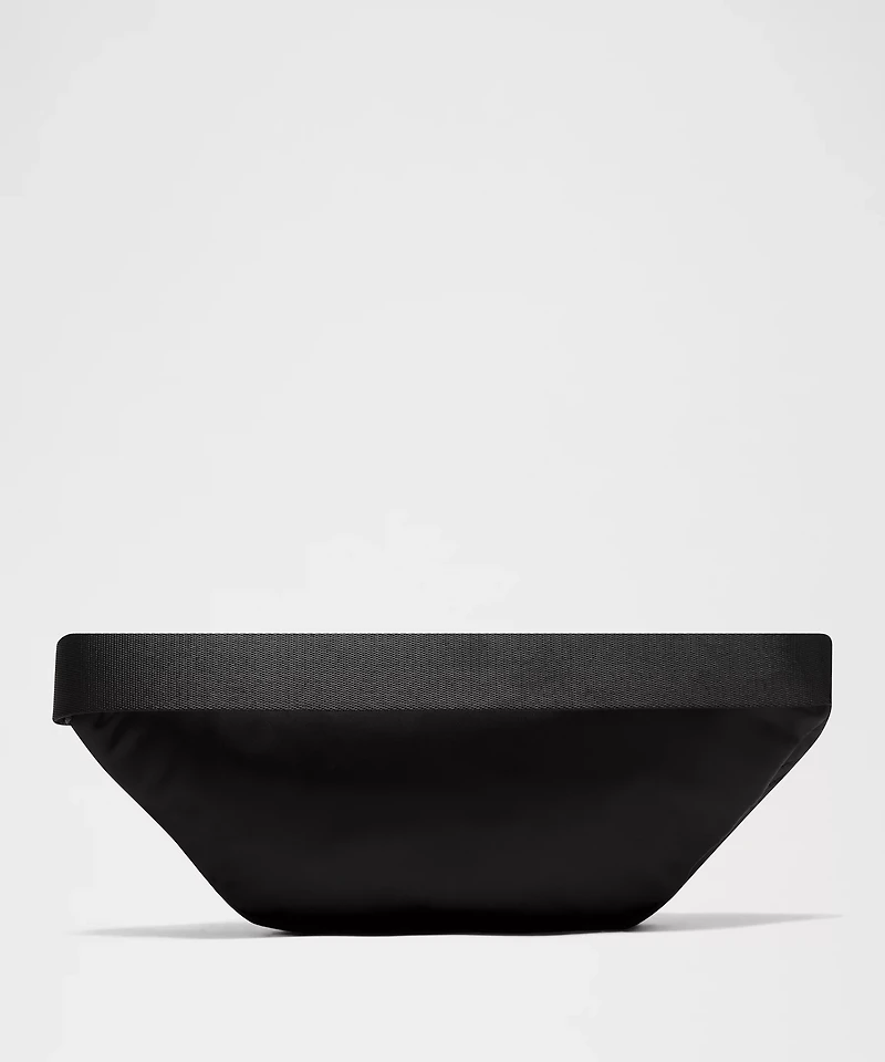 Everywhere Belt Bag Extra Large 4L *Metal Hardware